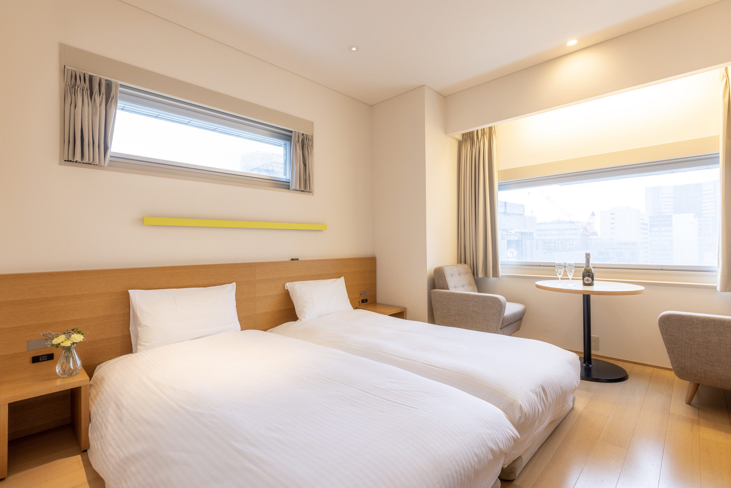 上層階フローリング<br>ツインルーム サムネイル