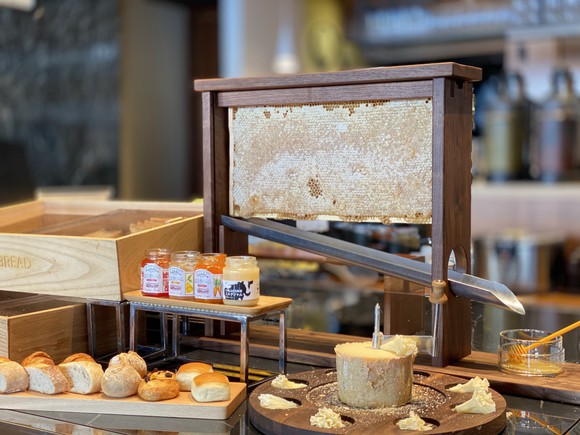 巣蜜（はちみつ）