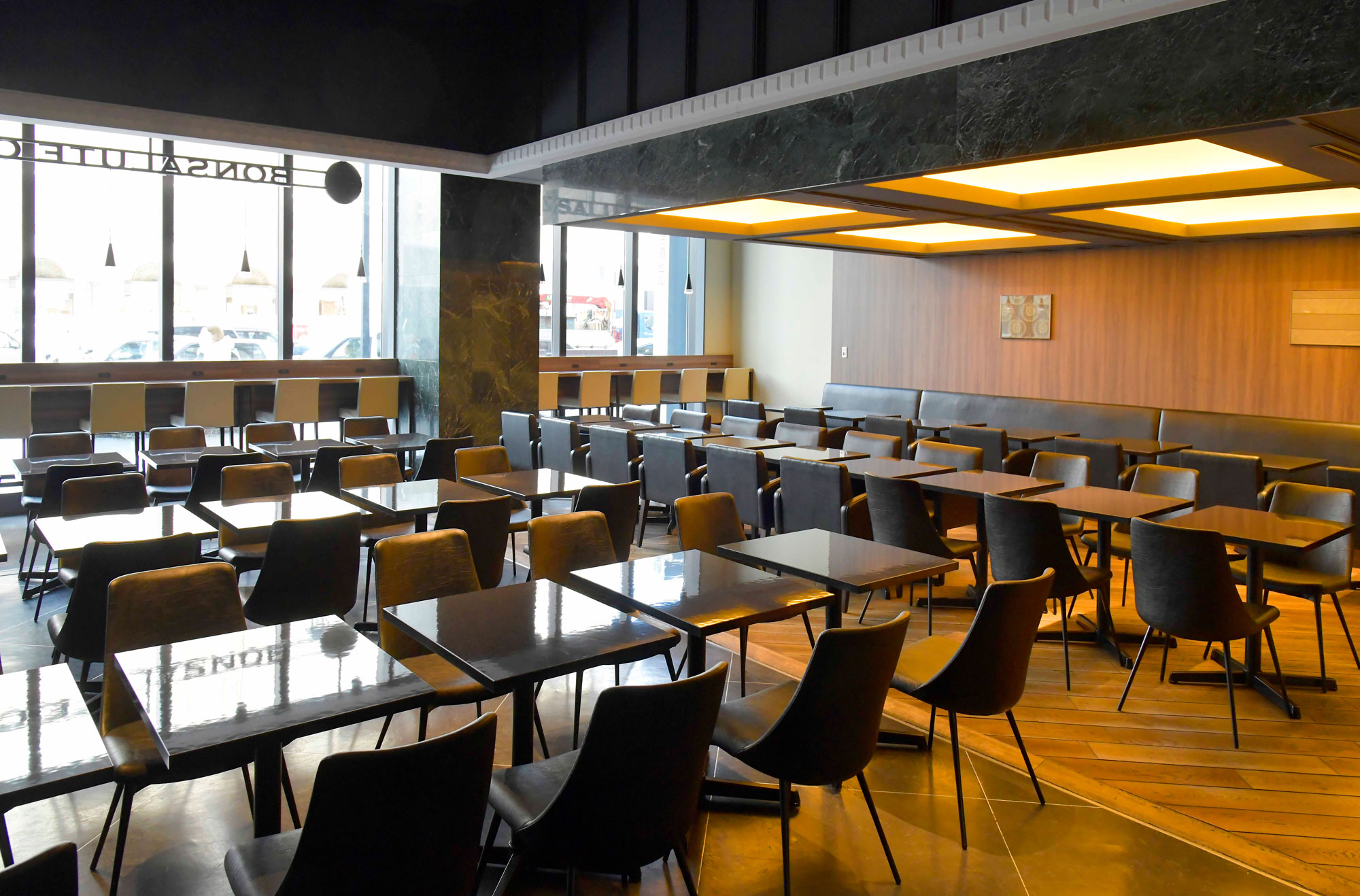 1F BONSALUTE CAFE （ボンサルーテカフェ） 朝食